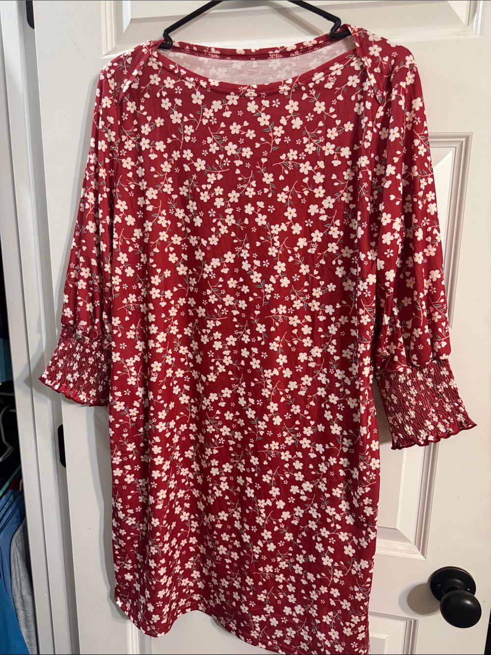 Women's Red Floral Long-Sleeve Smocked Cuff Dress